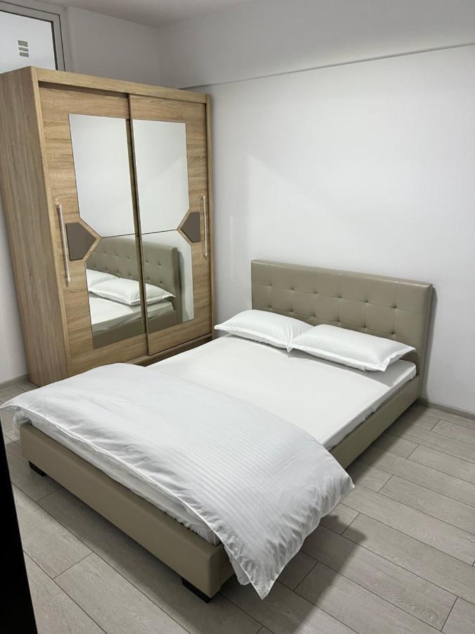 The Bliss Ramnicu Valcea Exterior foto