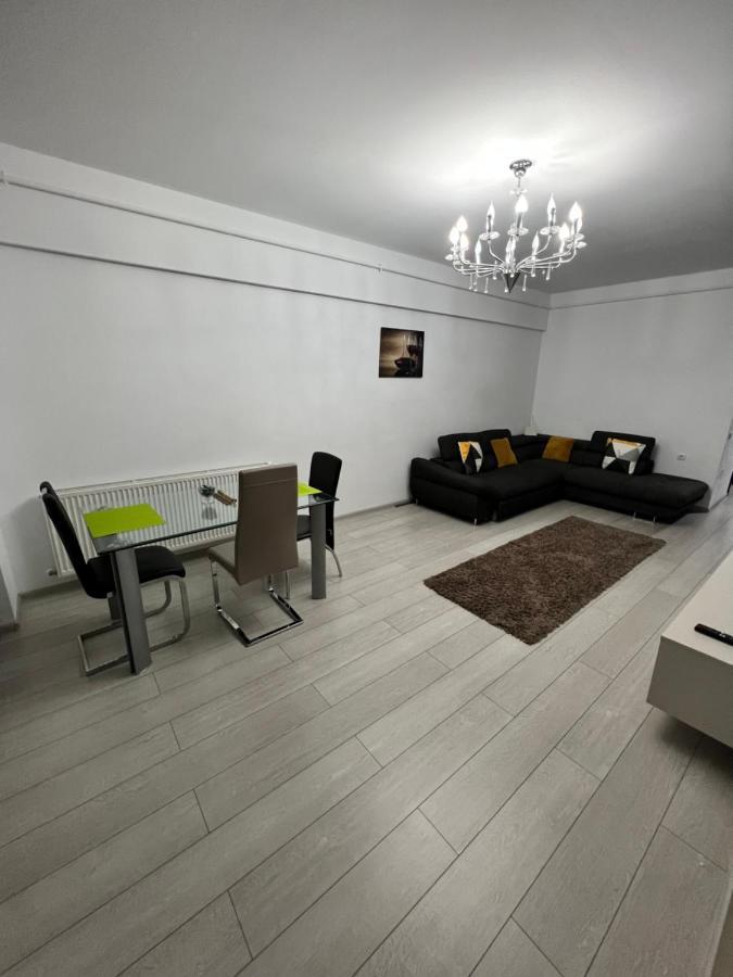 The Bliss Ramnicu Valcea Exterior foto