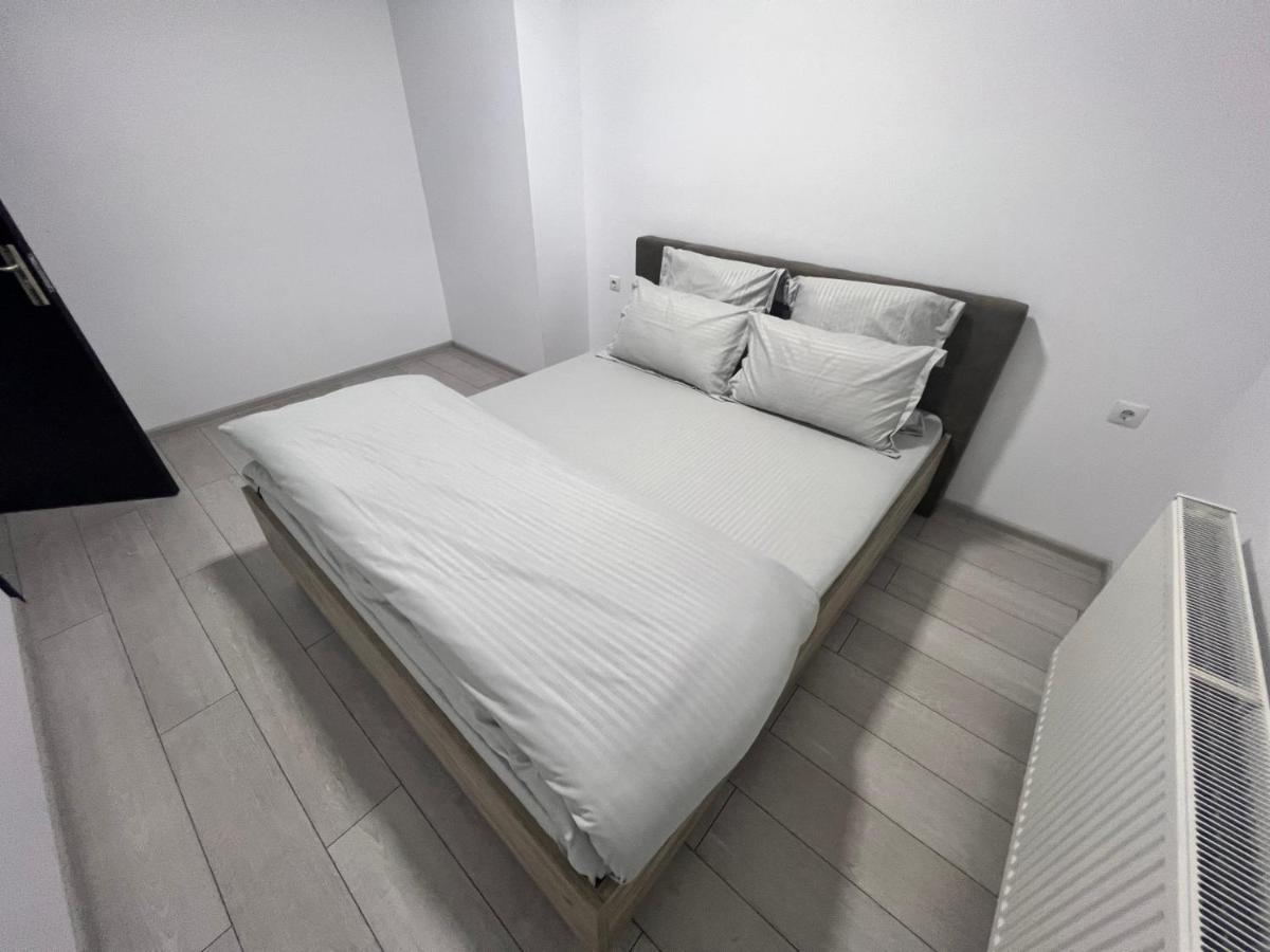 The Bliss Ramnicu Valcea Exterior foto