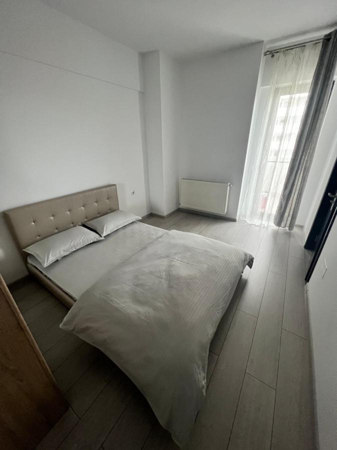 The Bliss Ramnicu Valcea Exterior foto