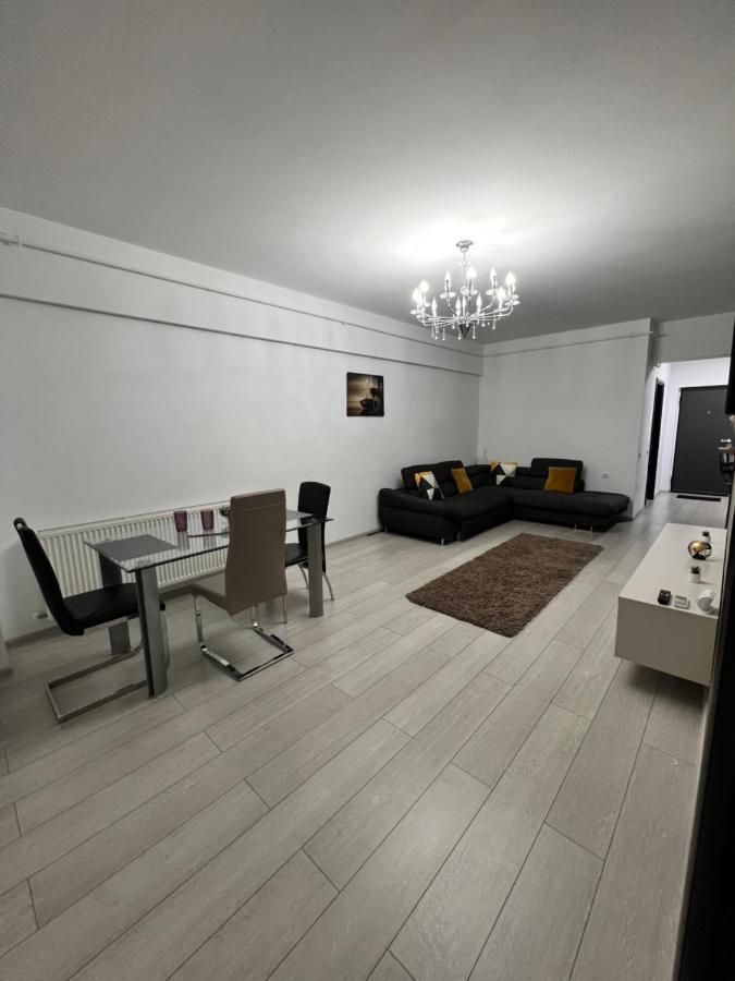 The Bliss Ramnicu Valcea Exterior foto