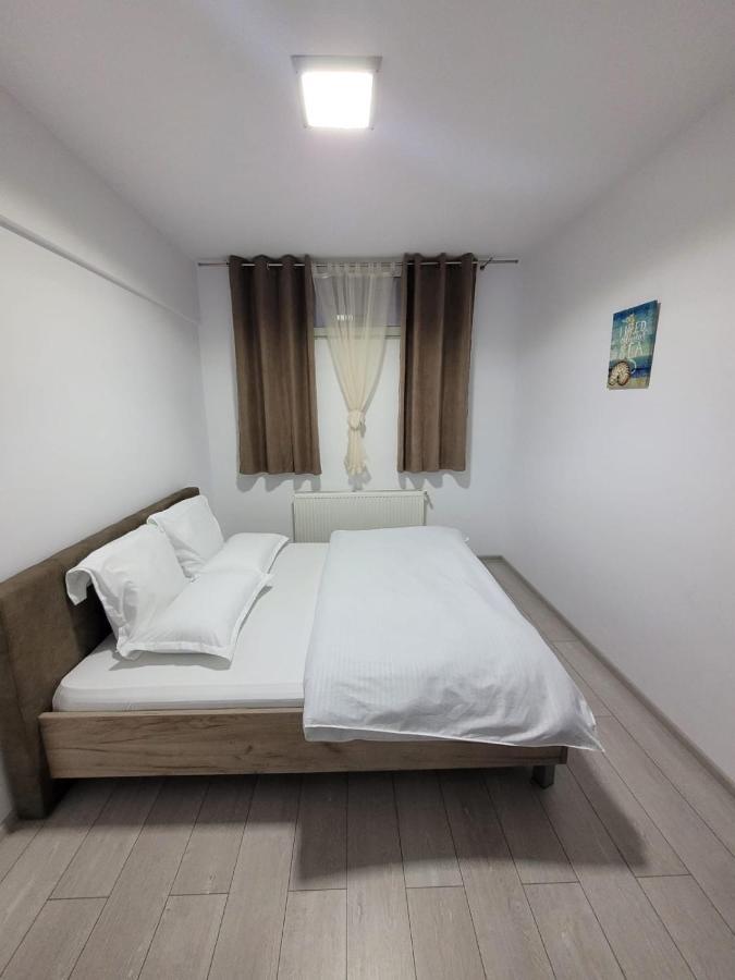 The Bliss Ramnicu Valcea Exterior foto